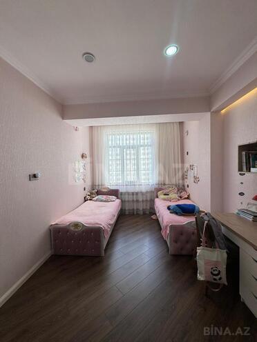 Продаётся 4-комн. новостройка 140 м², Бинагадинский р., photo 25 from 32
