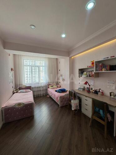 Продаётся 4-комн. новостройка 140 м², Бинагадинский р., photo 26 from 32
