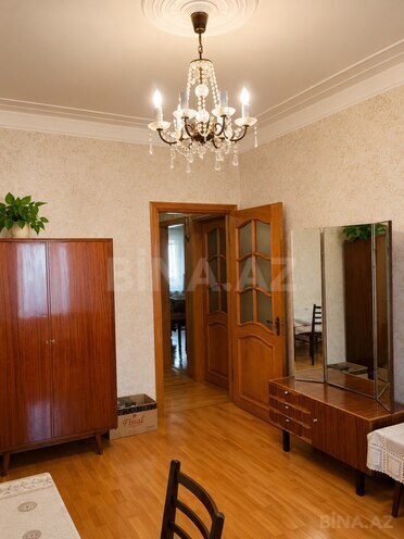 Satılır 3 otaqlı köhnə tikili 85 m², Memar Əcəmi m., photo 3 from 10
