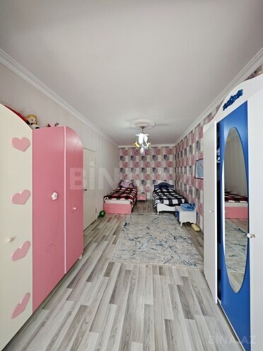 Продаётся 4-комн. вторичка 100 м², пос. Бакиханова, photo 8 from 16