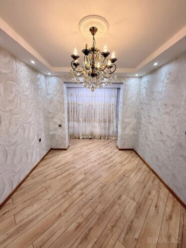 Продаётся 2-комн. вторичка 65 м², Бинагадинский р., photo 4 from 13