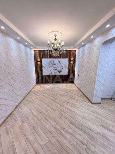 Продаётся 2-комн. вторичка 65 м², Бинагадинский р., photo 1 from 13