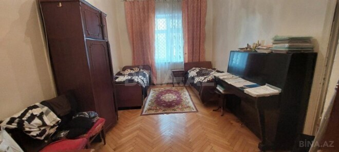 Продаётся 3-комн. вторичка 85 м², м. Низами, photo 3 from 12