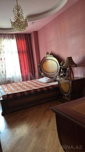 Сдаётся 3-комн. новостройка 140 м², м. Низами, photo 13 from 24