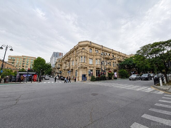 Satılır 3 otaqlı köhnə tikili 85 m², Nizami m., photo 1 from 17