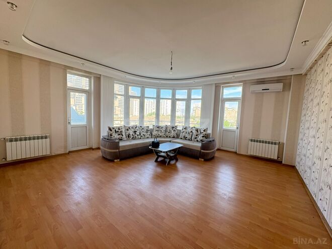 Продаётся 3-комн. новостройка 145 м², м. Иншаатчылар, photo 1 from 13