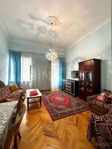 Продаётся 3-комн. вторичка 85 м², м. Низами, photo 4 from 14
