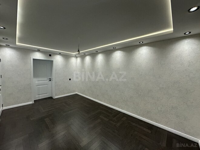 Satılır 4 otaqlı köhnə tikili 100 m², Qara Qarayev m., photo 17 from 28