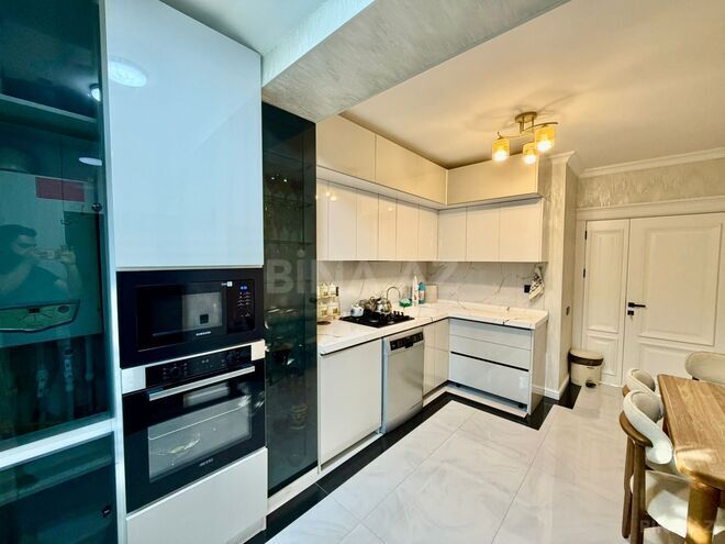 Satılır 4 otaqlı köhnə tikili 110 m², Neftçilər m., photo 19 from 31