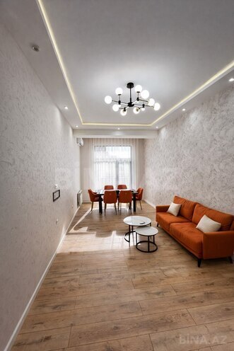 İcarəyə verilir 2 otaqlı yeni tikili 75 m², 28 May m., photo 3 from 12