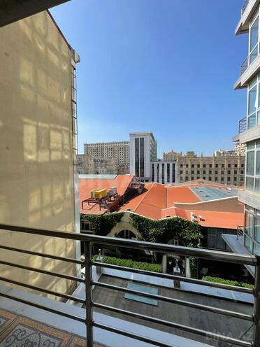 İcarəyə verilir 3 otaqlı yeni tikili 150 m², İçəri Şəhər m., photo 8 from 27