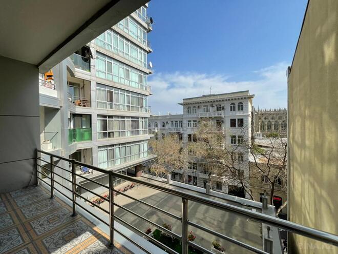 İcarəyə verilir 3 otaqlı yeni tikili 150 m², İçəri Şəhər m., photo 20 from 27