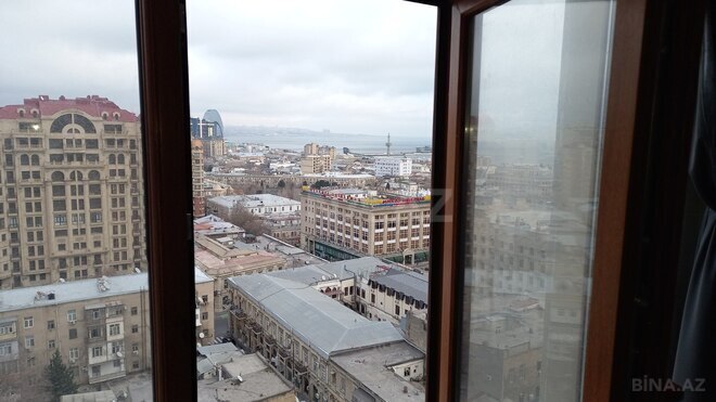 Сдаётся 2-комн. новостройка 85 м², м. Низами, photo 13 from 21