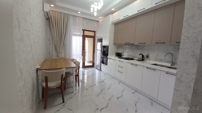 Сдаётся 2-комн. новостройка 85 м², м. Низами, photo 5 from 21