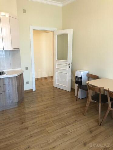 Сдаётся 3-комн. новостройка 147 м², м. Низами, photo 15 from 19