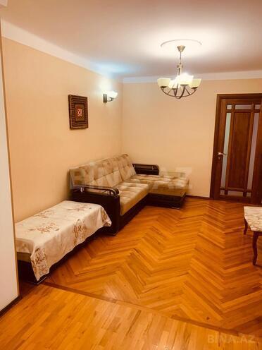 Сдаётся 3-комн. вторичка 80 м², м. Ичеришехер, photo 3 from 20