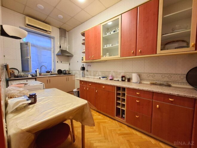 İcarəyə verilir 3 otaqlı köhnə tikili 85 m², 28 May m., photo 13 from 18