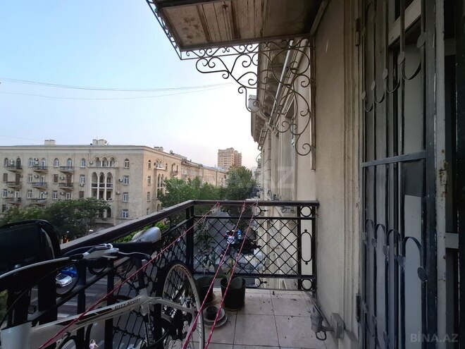 İcarəyə verilir 3 otaqlı köhnə tikili 85 m², 28 May m., photo 16 from 18