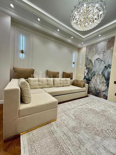 Продаётся 3-комн. новостройка 110 м², м. Низами, photo 4 from 31