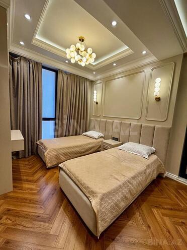 Продаётся 3-комн. новостройка 110 м², м. Низами, photo 17 from 31
