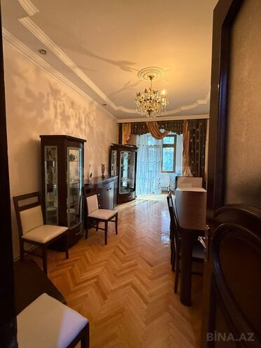 Satılır 4 otaqlı köhnə tikili 110 m², Gənclik m., photo 4 from 18
