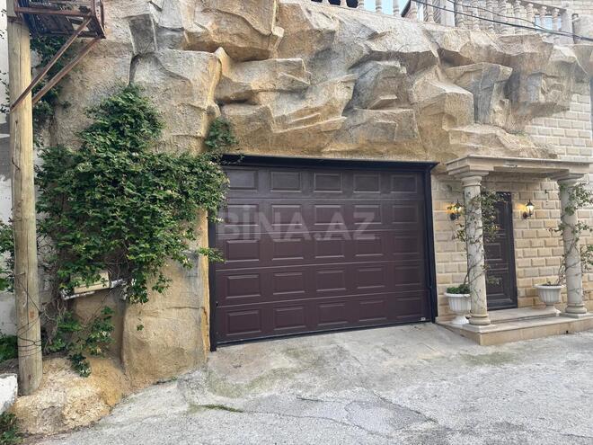 Продаётся 8-комн. дом/дача 280 м², м. Кара Караев, photo 3 from 32