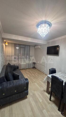 Продаётся 2-комн. вторичка 65 м², Хатаинский р., photo 1 from 15