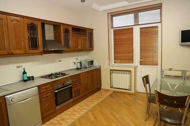 İcarəyə verilir 3 otaqlı yeni tikili 120 m², Nizami m., photo 11 from 22