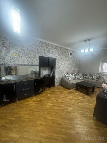 Сдаётся 3-комн. вторичка 85 м², м. Низами, photo 3 from 31