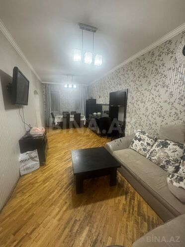 Сдаётся 3-комн. вторичка 85 м², м. Низами, photo 1 from 31