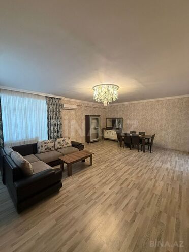 Сдаётся 3-комн. новостройка 190 м², Насиминский  р., photo 1 from 17