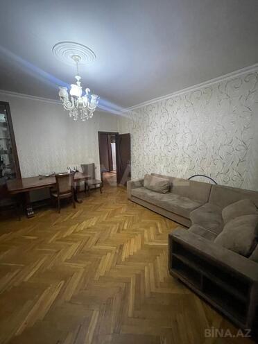 İcarəyə verilir 3 otaqlı köhnə tikili 88 m², 28 May m., photo 1 from 18