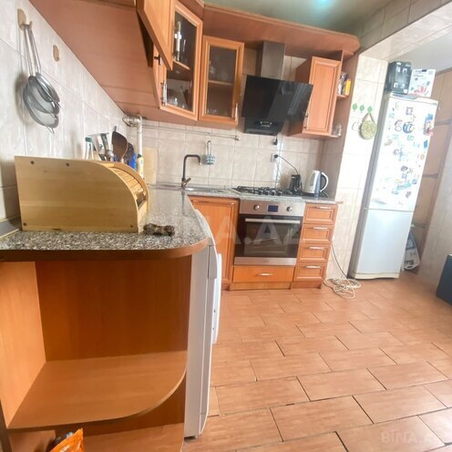 Satılır 5 otaqlı köhnə tikili 112 m², Həzi Aslanov m., photo 21 from 32