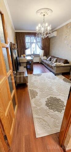 Satılır 3 otaqlı köhnə tikili 70 m², Bakıxanov q., photo 3 from 18