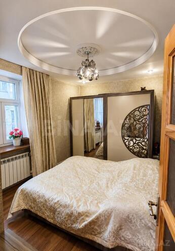 Satılır 3 otaqlı köhnə tikili 70 m², Bakıxanov q., photo 5 from 18