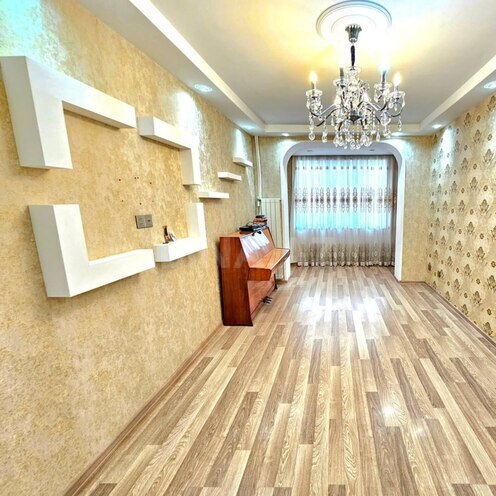Продаётся 2-комн. вторичка 65 м², м. Дернегюль, photo 1 from 8