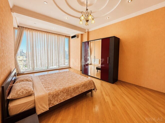 İcarəyə verilir 3 otaqlı yeni tikili 190 m², 28 May m., photo 9 from 24
