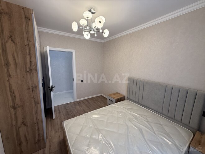 Продаётся 3-комн. вторичка 55 м², м. Нефтчиляр, photo 8 from 14