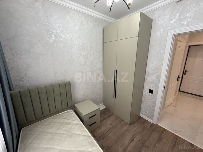 Продаётся 3-комн. вторичка 55 м², м. Нефтчиляр, photo 10 from 14