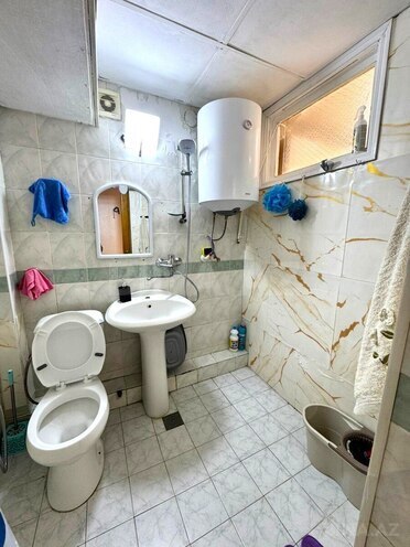 Продаётся 2-комн. вторичка 50 м², м. Нариман Нариманов, photo 16 from 17