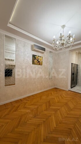 Satılır 3 otaqlı köhnə tikili 75 m², Elmlər Akademiyası m., photo 6 from 24