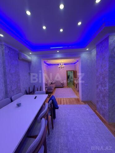 Satılır 3 otaqlı köhnə tikili 100 m², M.Ə.Rəsulzadə q., photo 3 from 14