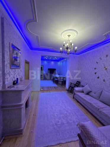 Satılır 3 otaqlı köhnə tikili 100 m², M.Ə.Rəsulzadə q., photo 4 from 14