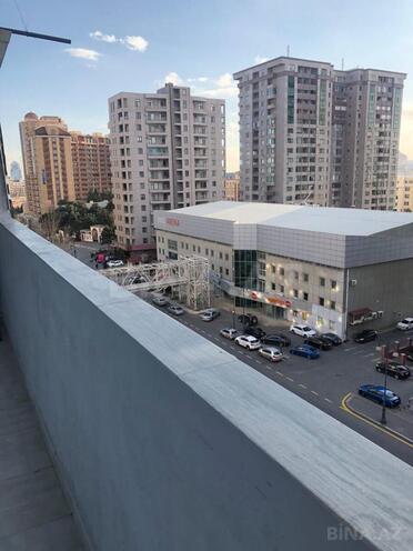 Satılır 3 otaqlı köhnə tikili 90 m², Gənclik m., photo 1 from 16