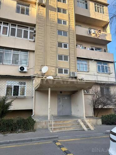 Satılır 2 otaqlı köhnə tikili 52.5 m², Xalqlar Dostluğu m., photo 3 from 14
