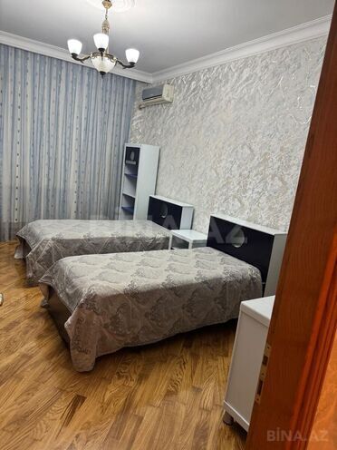 Сдаётся 3-комн. новостройка 140 м², м. Элмляр Академиясы, photo 1 from 16
