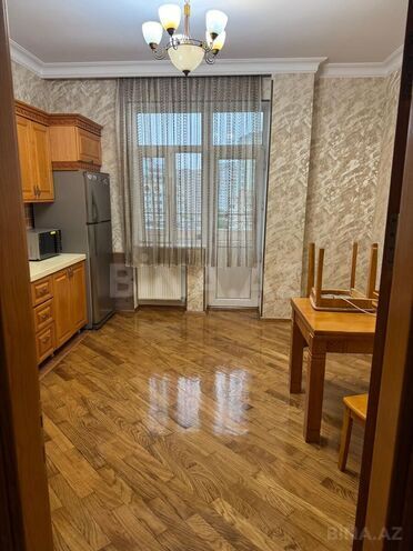 Сдаётся 3-комн. новостройка 140 м², м. Элмляр Академиясы, photo 10 from 16