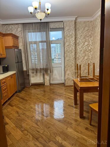 Сдаётся 3-комн. новостройка 140 м², м. Элмляр Академиясы, photo 12 from 16