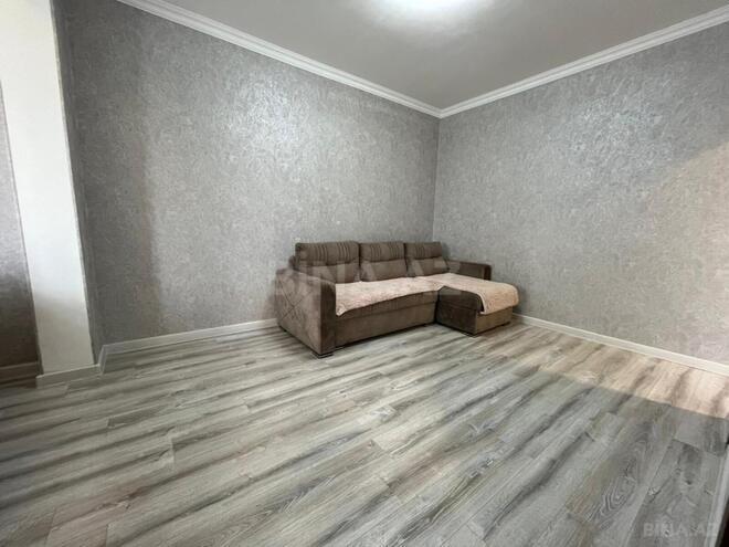 Продаётся 2-комн. вторичка 45 м², м. Элмляр Академиясы, photo 3 from 17