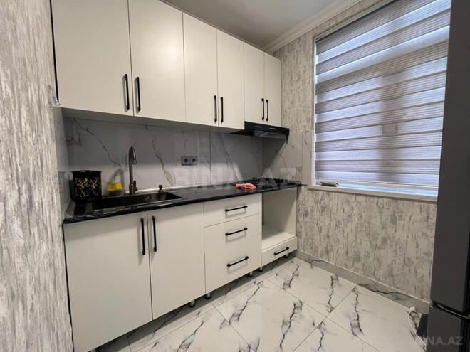 Продаётся 2-комн. вторичка 45 м², м. Элмляр Академиясы, photo 14 from 17